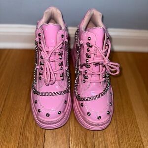 WTF by Anthony Wang Pink Space chain Platform